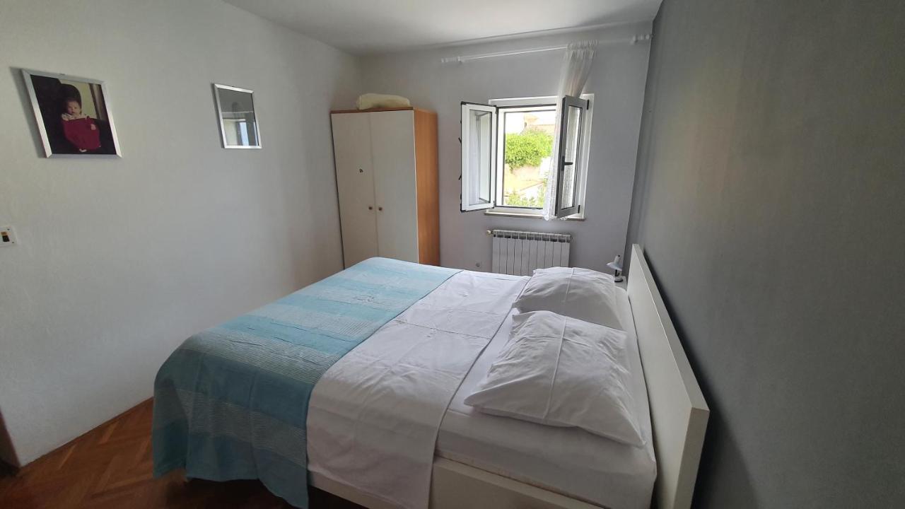 Apartment Fabijanic Pag Town Esterno foto