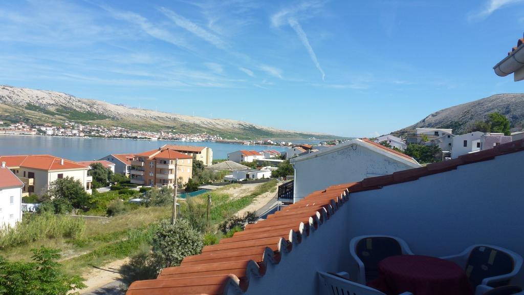 Apartment Fabijanic Pag Town Camera foto